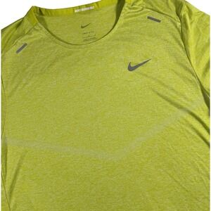 Nike‎ Running Dri-Fit Shirt Men's L Neon Yellow Activewear Reflective